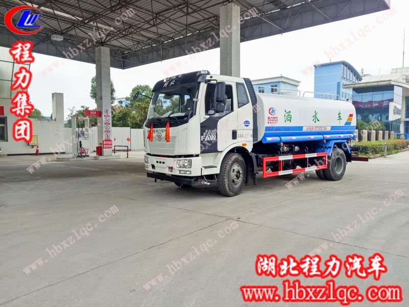 2019/06/27/，胡總在程力集團(tuán)自提一輛14方解放J6灑水車，單號：25199/70129