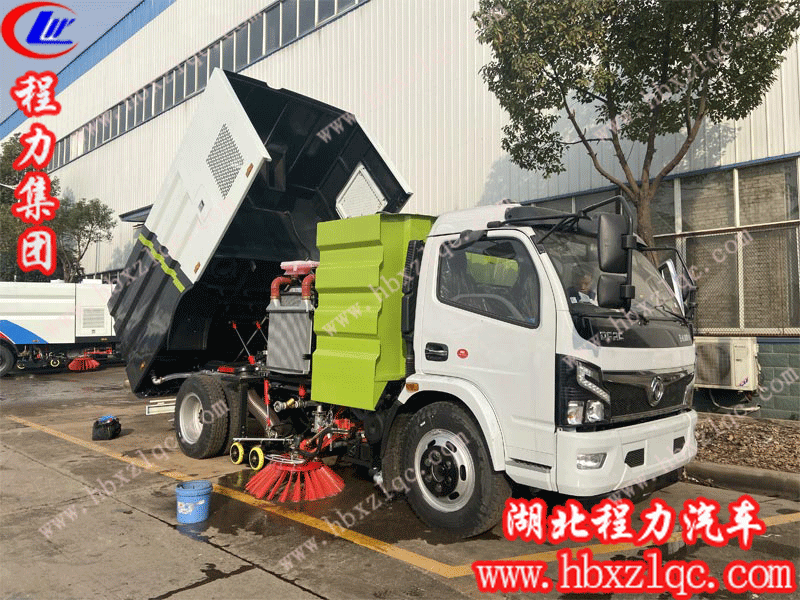 湖北程力集團(tuán)洗掃車，洗盡鉛華，掃除障礙