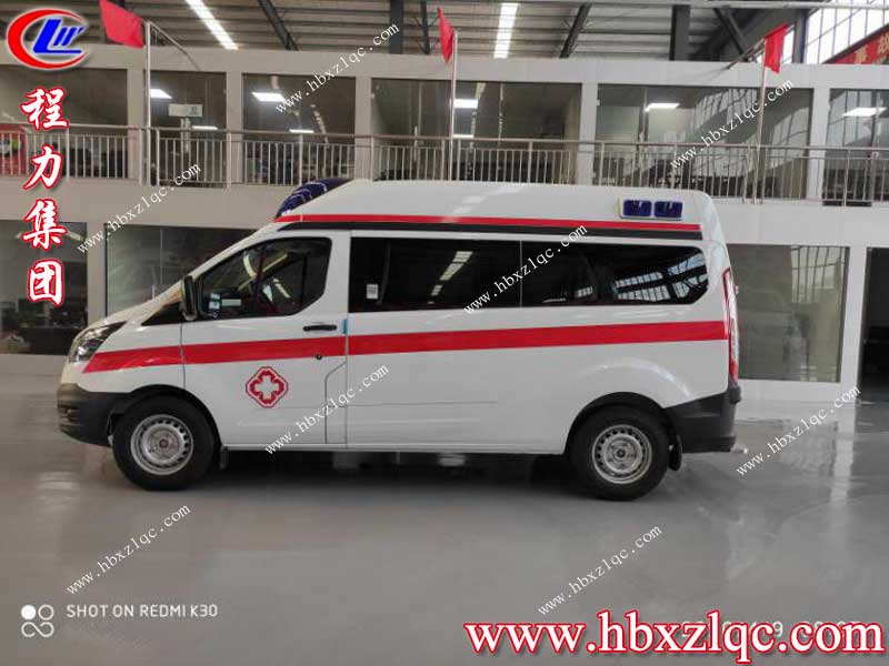 湖北程力福特V362監(jiān)護(hù)型救護(hù)車，助力貴州遵義白衣戰(zhàn)士一臂之力